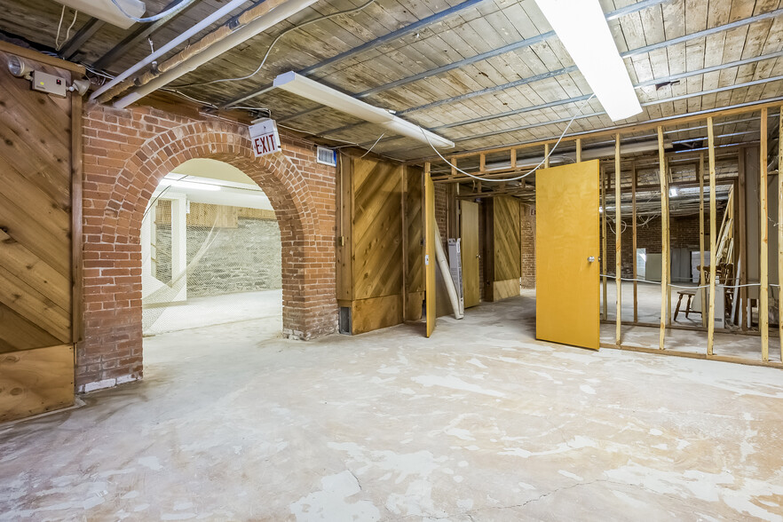 More Photos Of 94 Washington St, Norwalk Apartments For Sale
