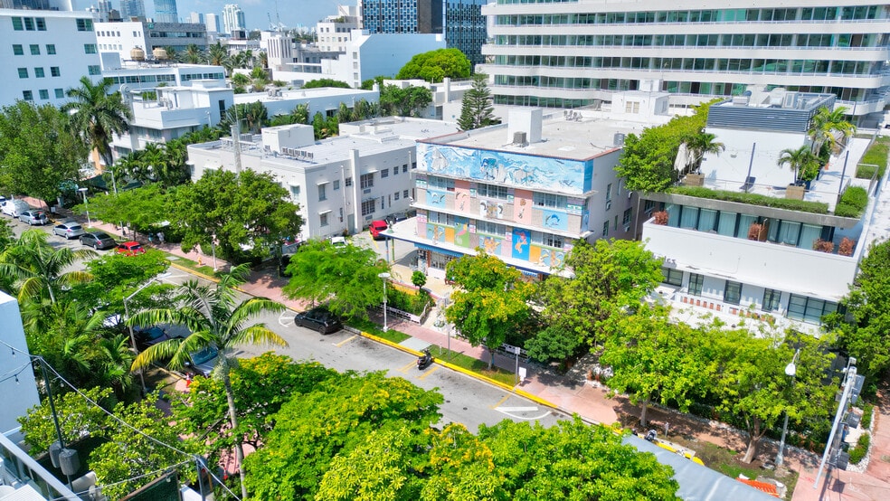 More Photos Of 1680 James Ave, Miami Beach Hotel For Sale