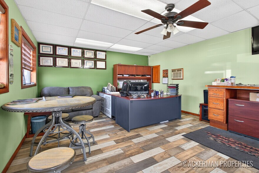 More Photos Of 8259 S Mason Dr, Newaygo Auto Repair For Sale