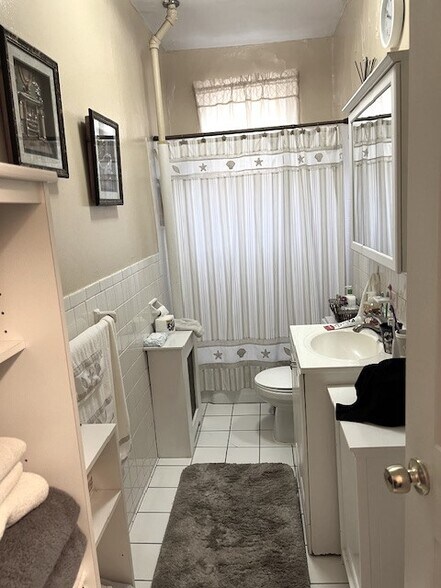 More Photos Of 26-04 18th St, Astoria Apartments For Sale