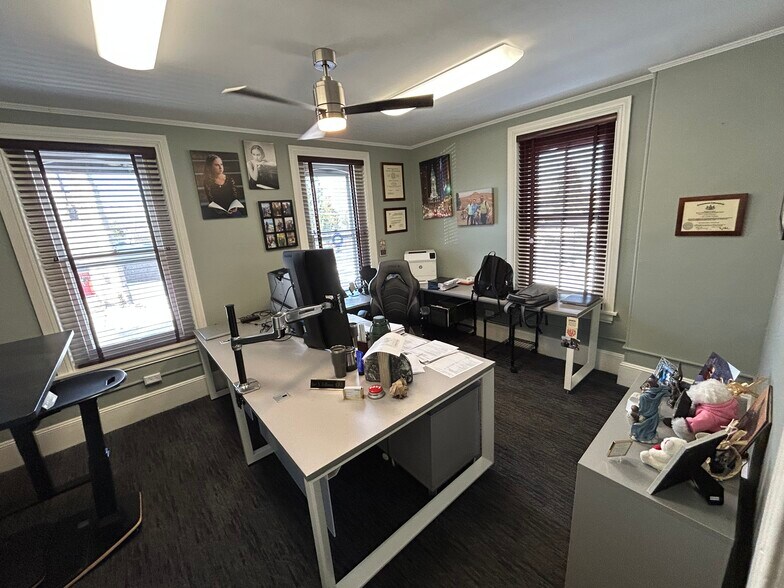 More Photos Of 566 Main St, Royersford Office For Sale