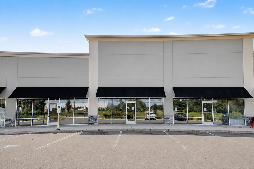 More Photos Of 866-868 Cranbury South River Rd, Monroe Township Storefront For Lease