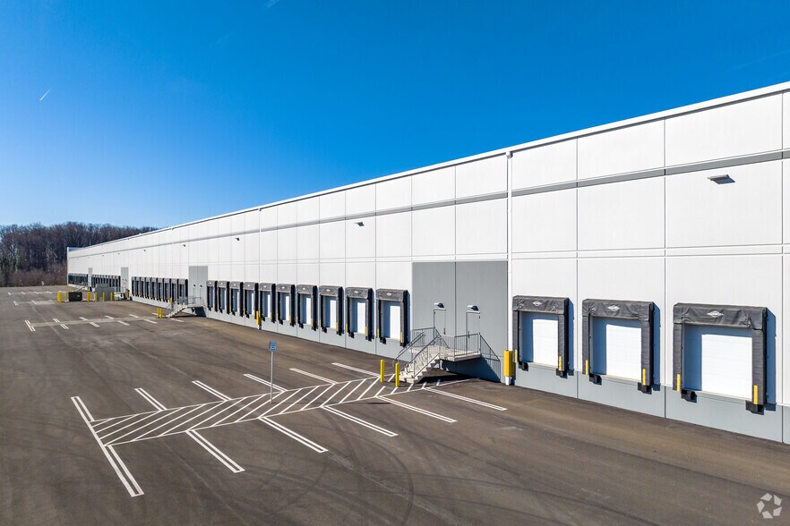 More Photos Of 750 Progress Way, Gaithersburg Unknown For Lease