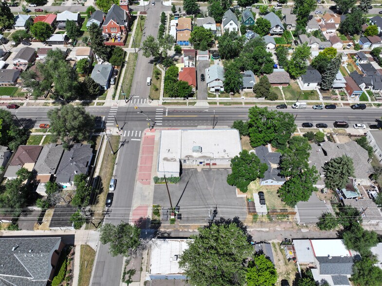 More Photos Of 700 Knox Ct, Denver Office For Sale