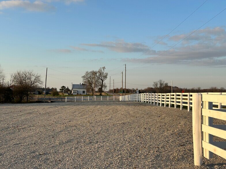 More Photos Of 7754 S State Route 73, Wilmington Flex For Lease