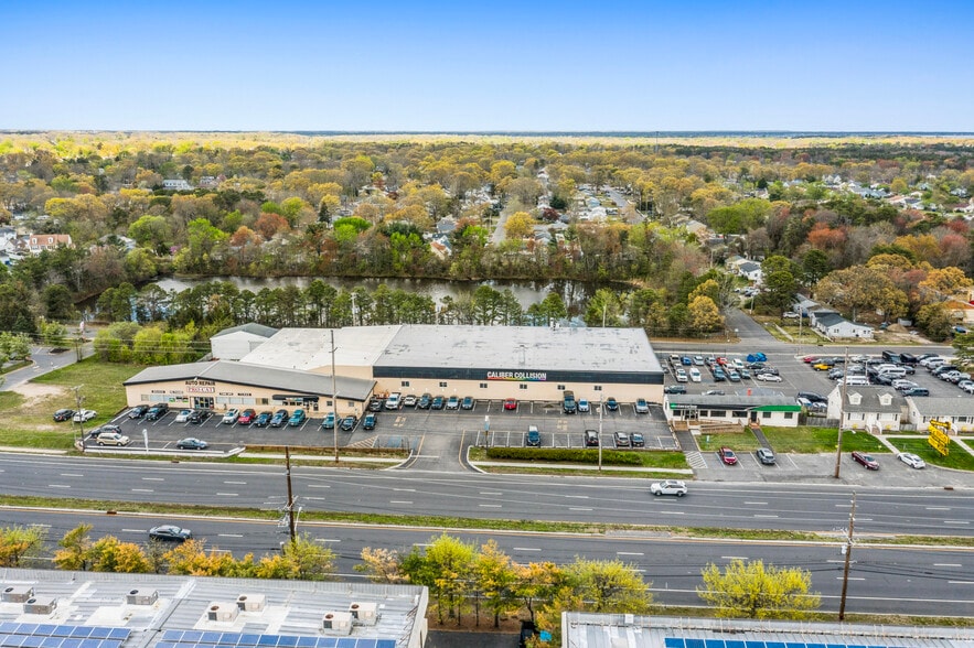 More Photos Of 1920 New Jersey 37, Toms River General Retail For Sale