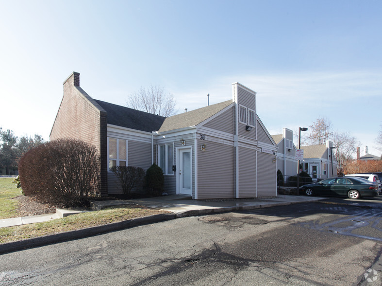 Primary Photo Of 32-38 Main St, Windsor Locks Office For Sale