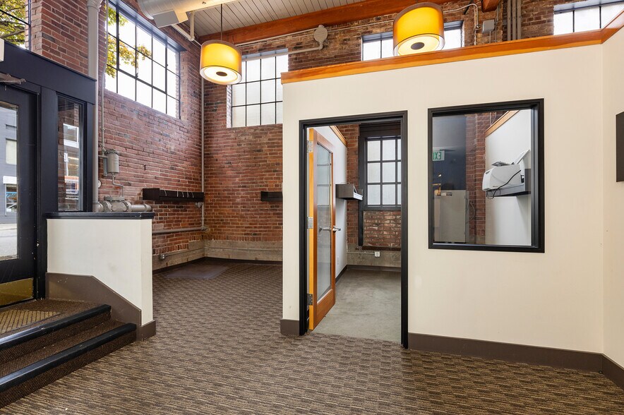 More Photos Of 2420 2nd Ave, Seattle Storefront Retail Office For Sale