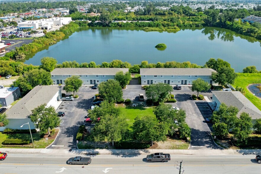 Primary Photo Of 1007 W 57th Ave W, Bradenton Apartments For Sale