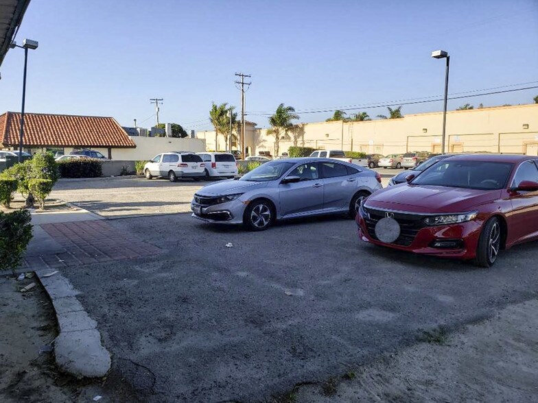More Photos Of 600 N H St, Lompoc Restaurant For Sale