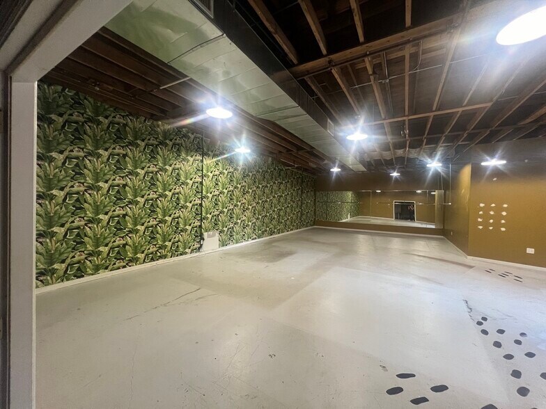 More Photos Of 1114 Porter Rd, Nashville Freestanding For Lease
