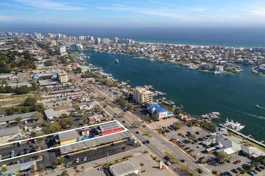 More Photos Of 503 Harbor Blvd, Destin Office For Lease