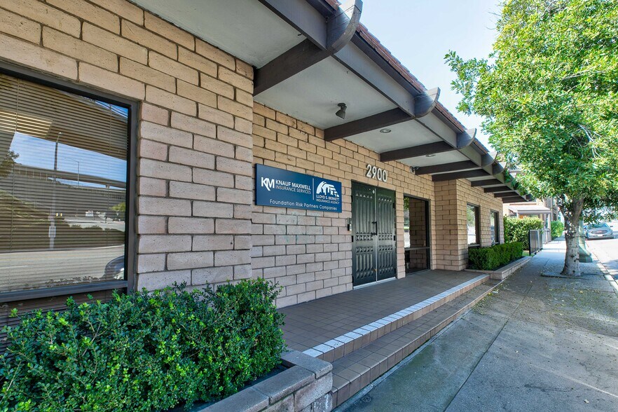 More Photos Of 2900 W Broadway, Los Angeles Office For Sale