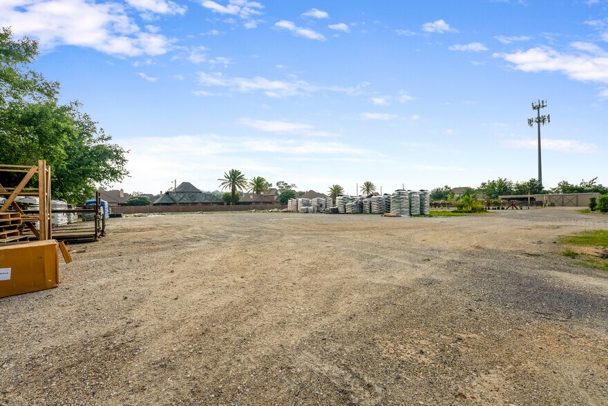 More Photos Of 4226 Lake St, Lake Charles Land For Sale