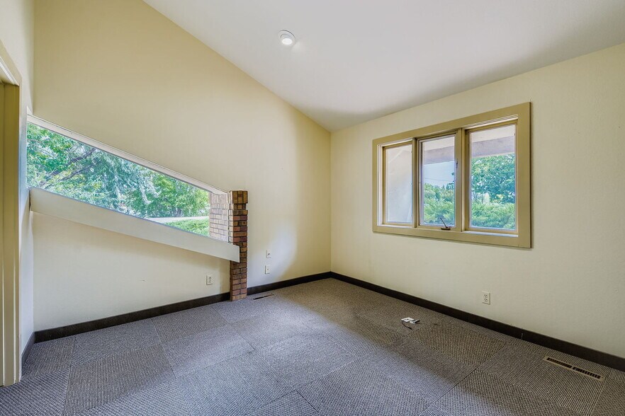 More Photos Of 2502 Abarr Dr, Loveland General Retail For Sale