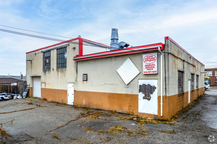 More Photos Of 15 Bentworth Ave, Toronto General Retail For Sale