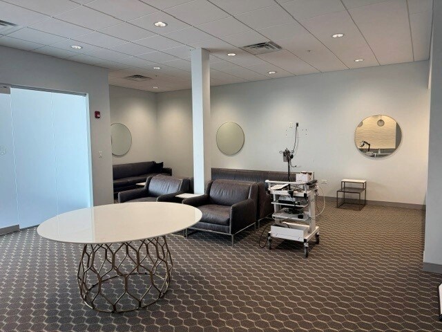 More Photos Of 2593 Development Dr, Green Bay Medical For Lease