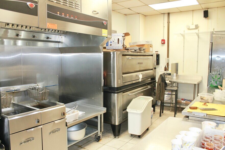 More Photos Of 190 High St, Boston Office For Lease