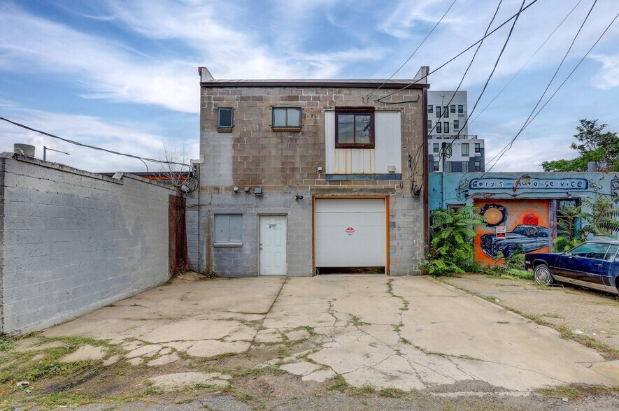 More Photos Of 1210-1214 Santa Fe Dr, Denver Office For Sale