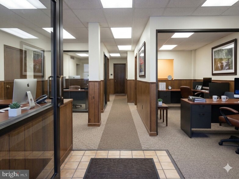 More Photos Of 725 N Main St, Glassboro Office Residential For Lease