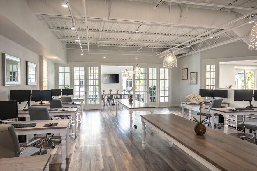 More Photos Of 3983 Destination Dr, Osprey Storefront Retail Office For Sale