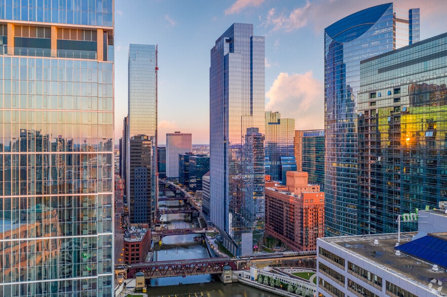 More Photos Of 150 N Riverside Plz, Chicago Office For Lease