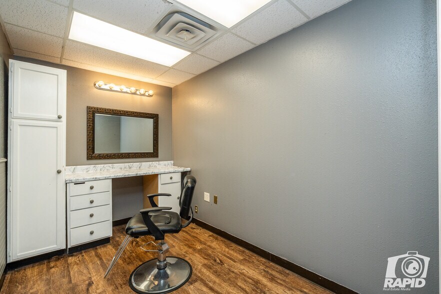 More Photos Of 72 Hassell St, San Angelo Specialty For Sale