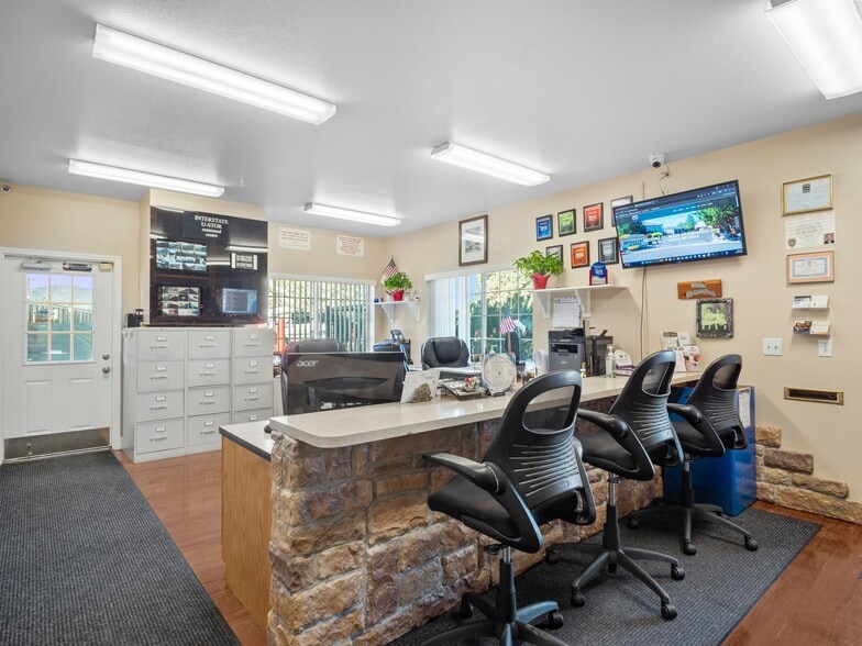 More Photos Of 905 Ambassador Dr, Reno Specialty For Sale