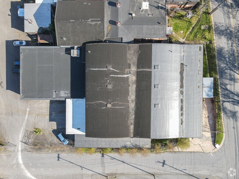 More Photos Of 719 Old Lenoir Rd, Hickory Warehouse For Sale