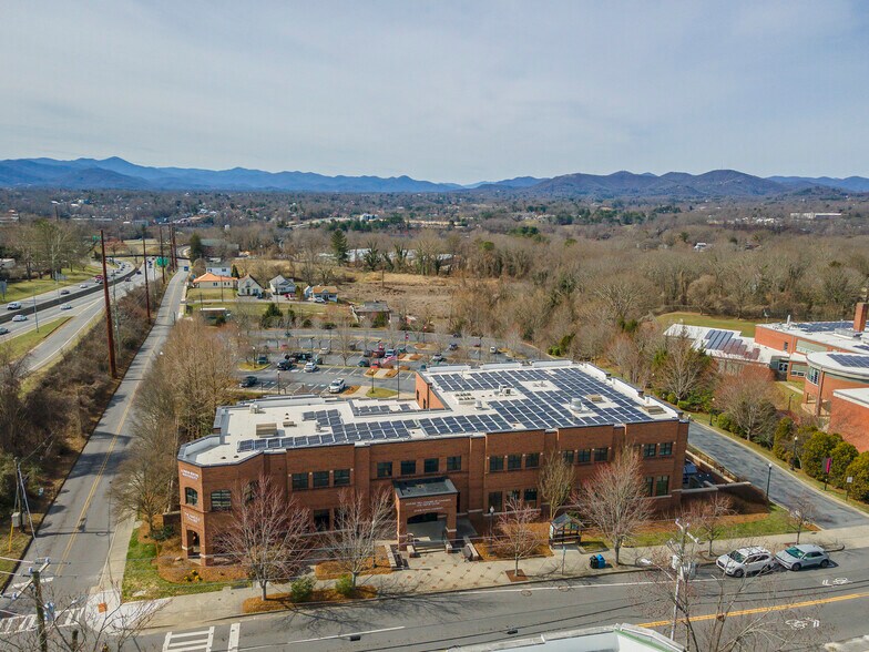 More Photos Of 36 Montford Ave, Asheville Office For Sale