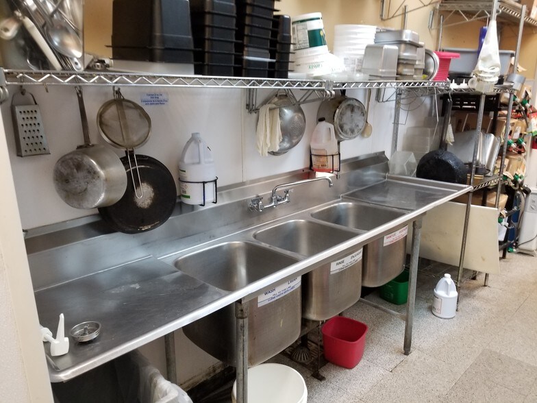 More Photos Of 303 Milton Ave, Ballston Spa Restaurant For Sale