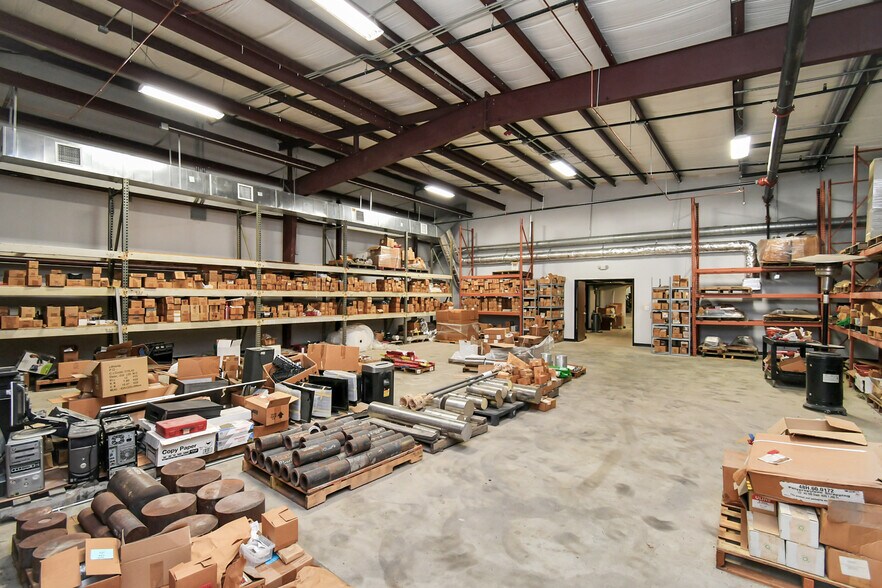 More Photos Of 12506 Taylor Rd, Houston Warehouse For Sale