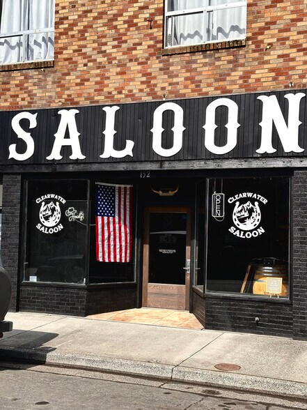 More Photos Of 152 Johnson Ave, Orofino Bar For Sale