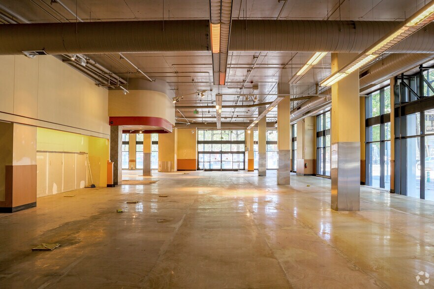 More Photos Of 100 S 2nd St, San Jose Supermarket For Lease