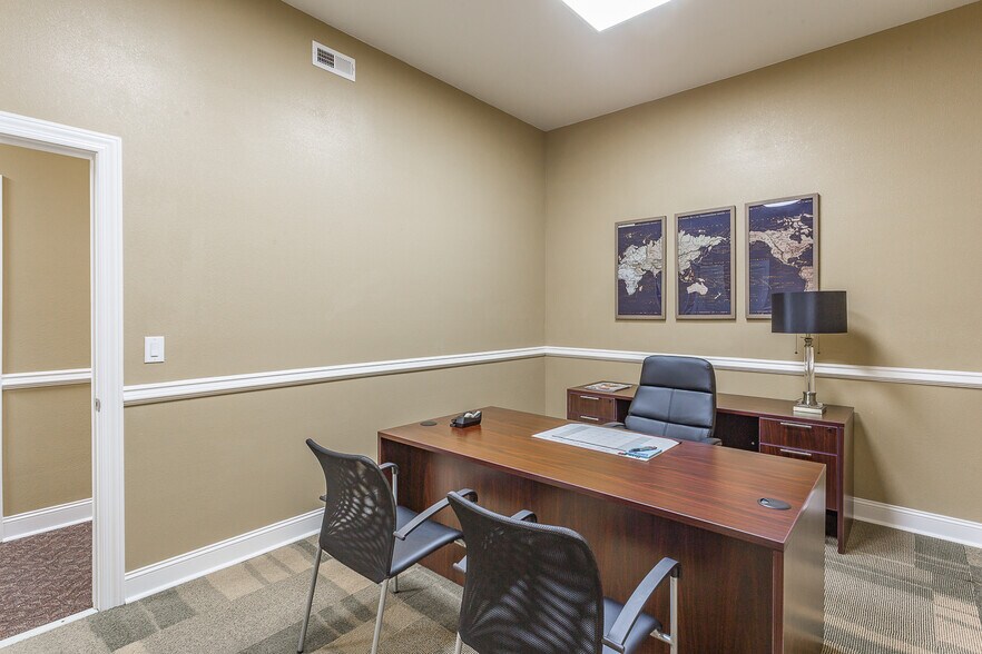 More Photos Of 506 Bear Creek Rd, Dalton Manufacturing For Sale