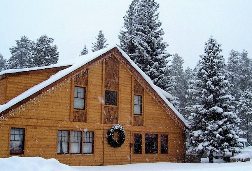 More Photos Of 600 Marina Dr, Grand Lake Restaurant For Sale