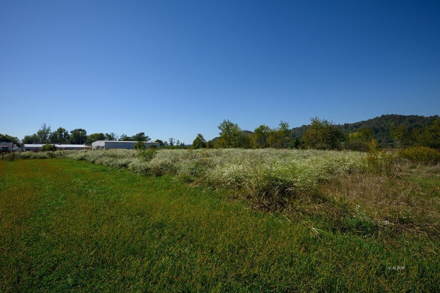 More Photos Of 2 Commerce Dr, Gallipolis Land For Sale