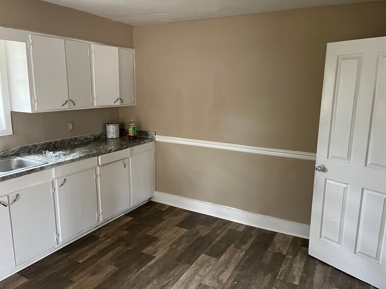 More Photos Of , Batesville Unknown For Sale