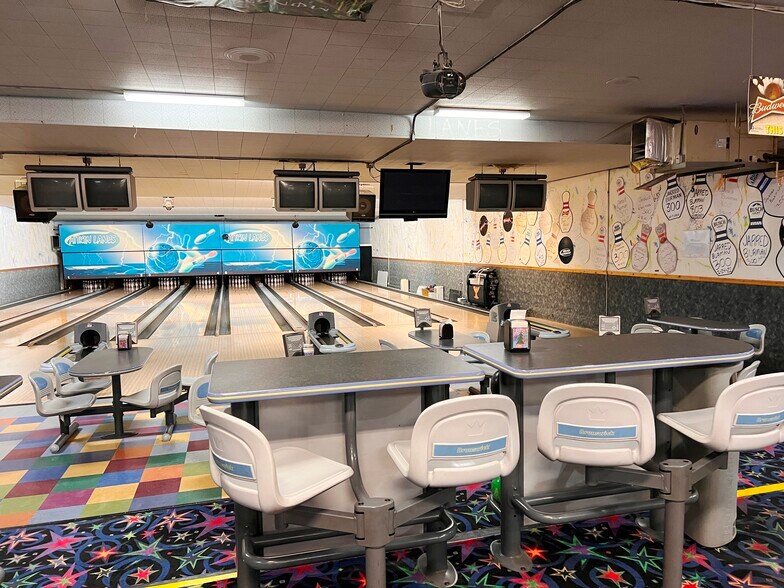 More Photos Of 104 4th NE st, Aitkin Bowling Alley For Sale