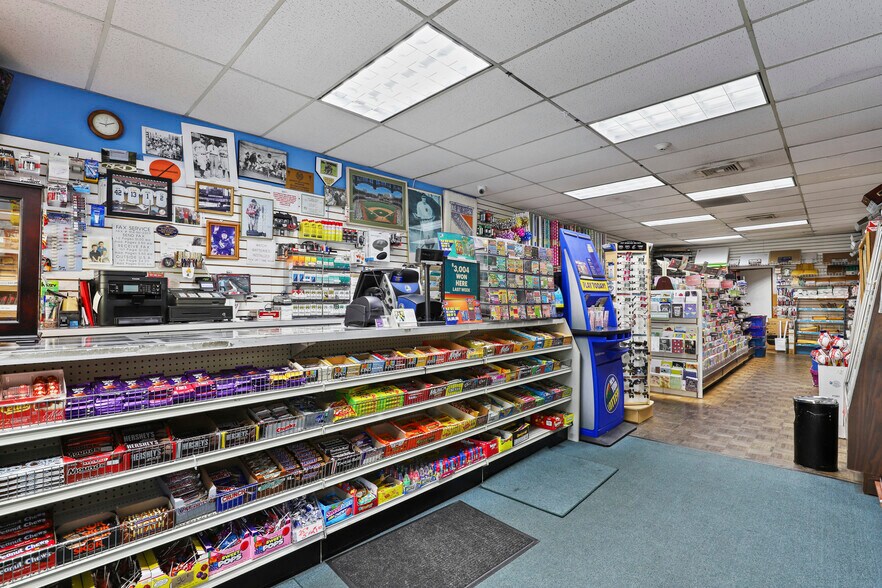More Photos Of 1159-1177 Pleasantville Rd, Briarcliff Manor Village Restaurant For Sale
