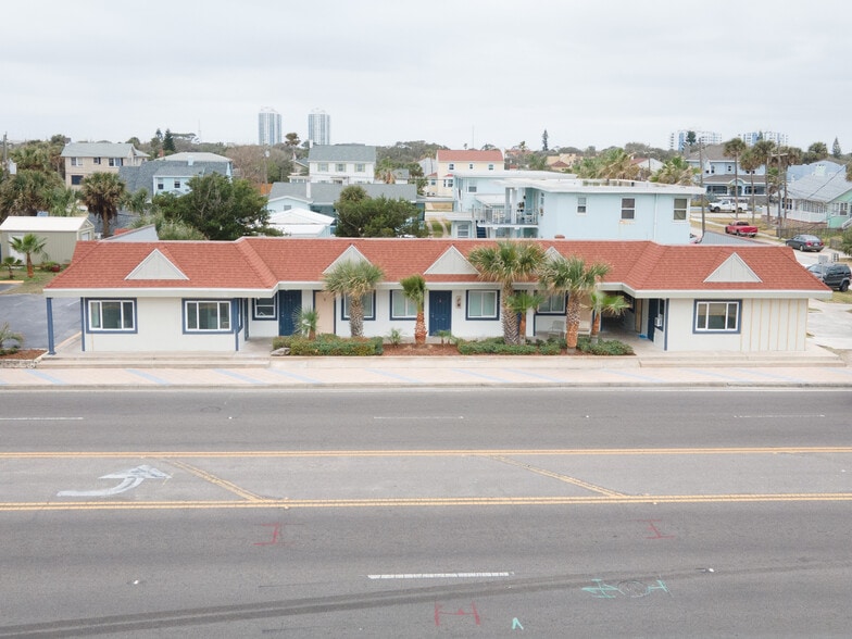 More Photos Of 735 N Atlantic Ave, Daytona Beach Hotel For Sale