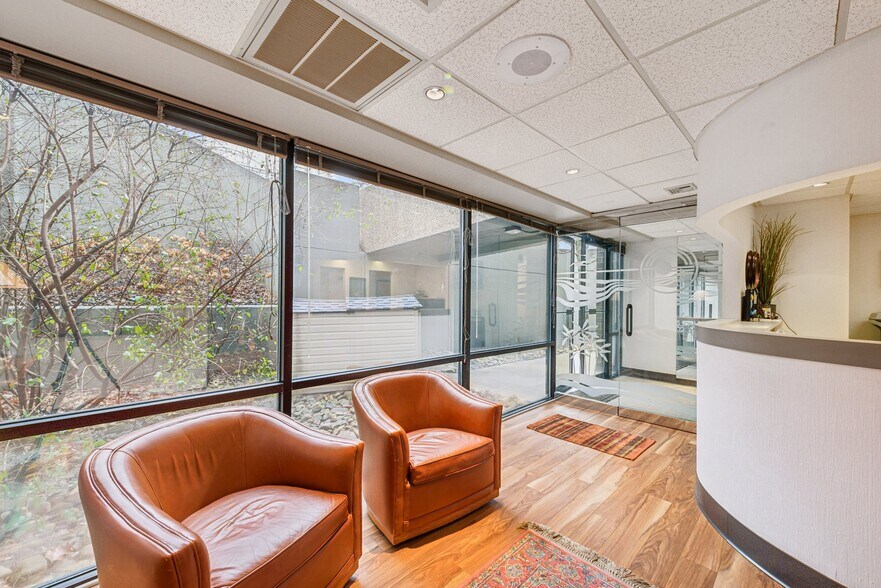 More Photos Of 750 Washington Rd, Mt Lebanon Apartments For Sale