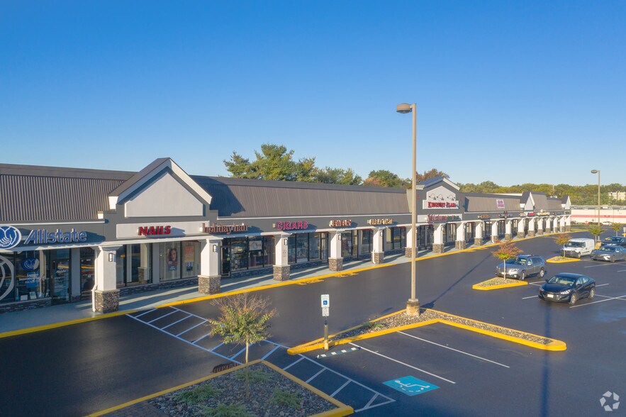 Primary Photo Of 300 S Lenola Rd, Maple Shade Township Unknown For Lease