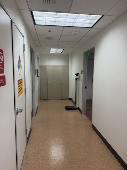 More Photos Of 625 N A St, Oxnard Office For Sale