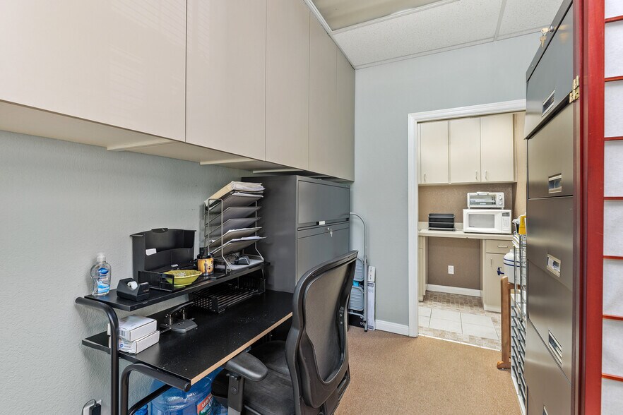 More Photos Of 4407 Manchester Ave, Encinitas Medical For Sale