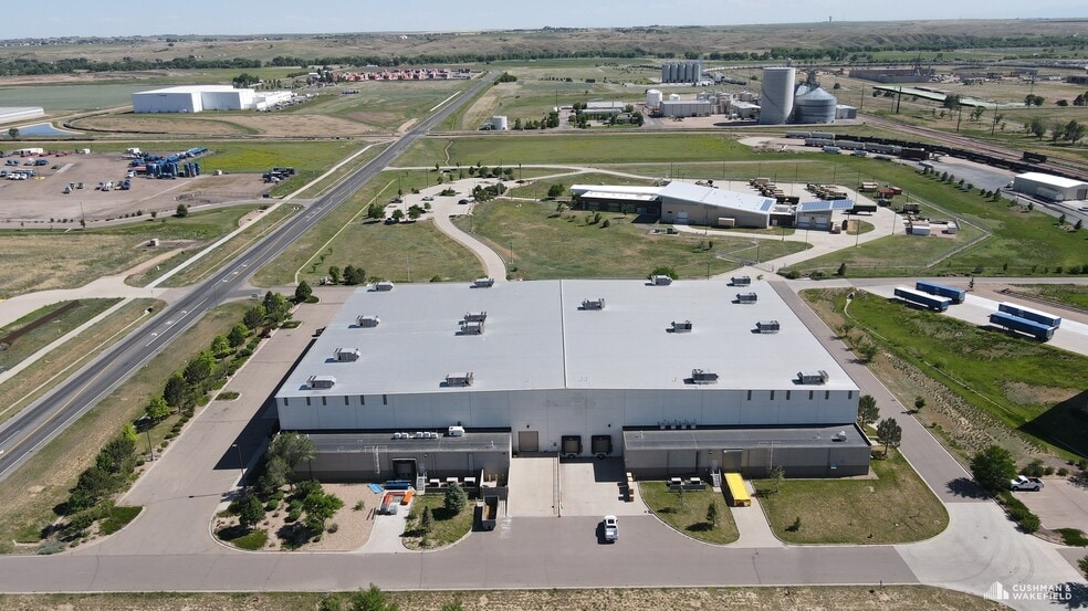 More Photos Of 31815 Great Western Dr, Windsor Manufacturing For Lease