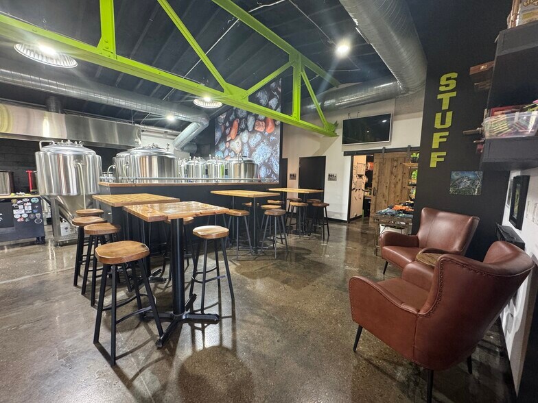 More Photos Of 8080 Grand St, Dexter Auto Repair For Sale