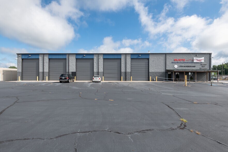More Photos Of 7773 Strickland St, Douglasville Industrial For Lease