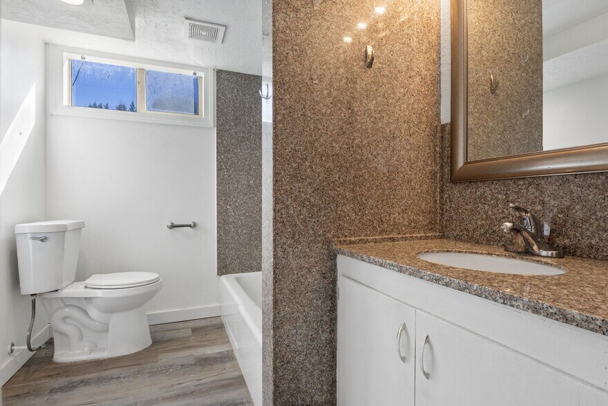 More Photos Of 732 E 1000 S, Clearfield Apartments For Sale