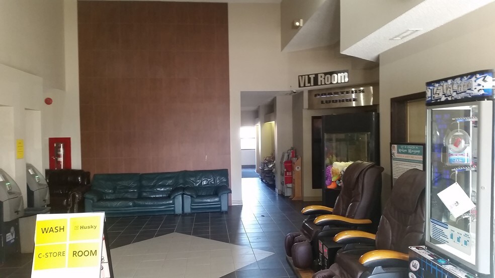More Photos Of 8020 Sparrow Dr, Leduc Freestanding For Lease